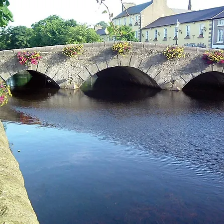 فندق مبيت وإفطار Carrabaun House 4*