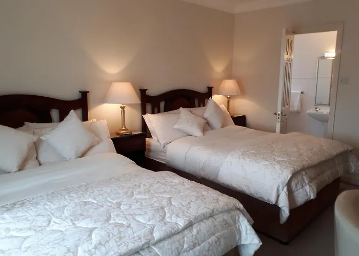 Carrabaun House Bed & Breakfast 4*